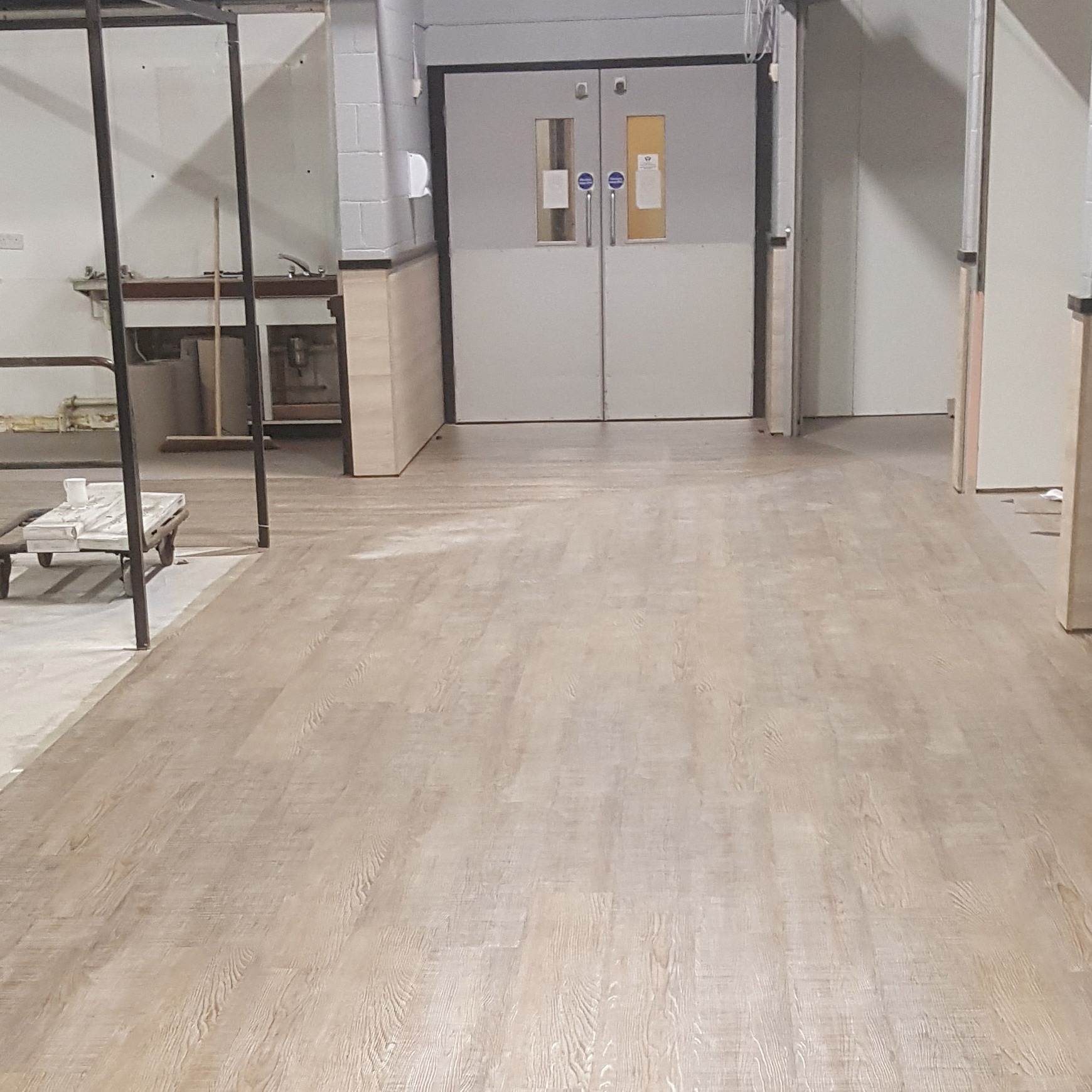 lvt